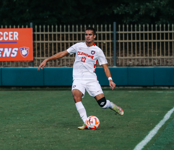 Skinner and Diop Sign Generation Adidas Contracts – Clemson Tigers Official Athletics Site