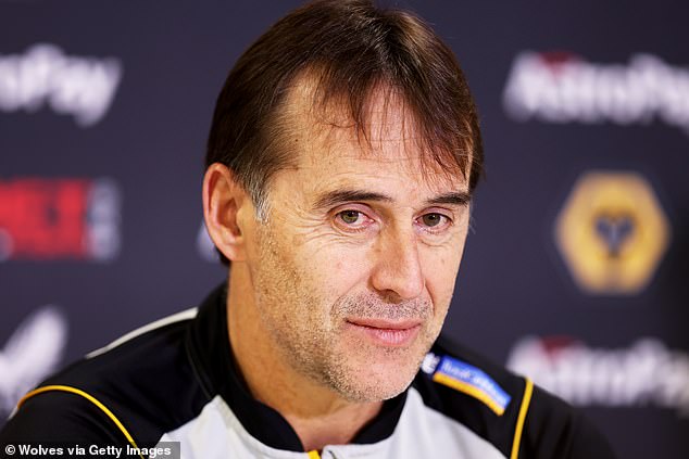 Julen Lopetegui's is keen to add reinforcements to his squad ahead of their relegation battle