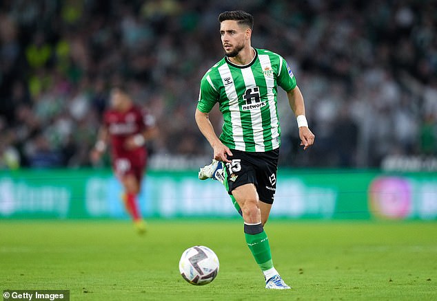 Real Betis' Alex Moreno is expected to undergo a medical at Aston Villa in the coming hours