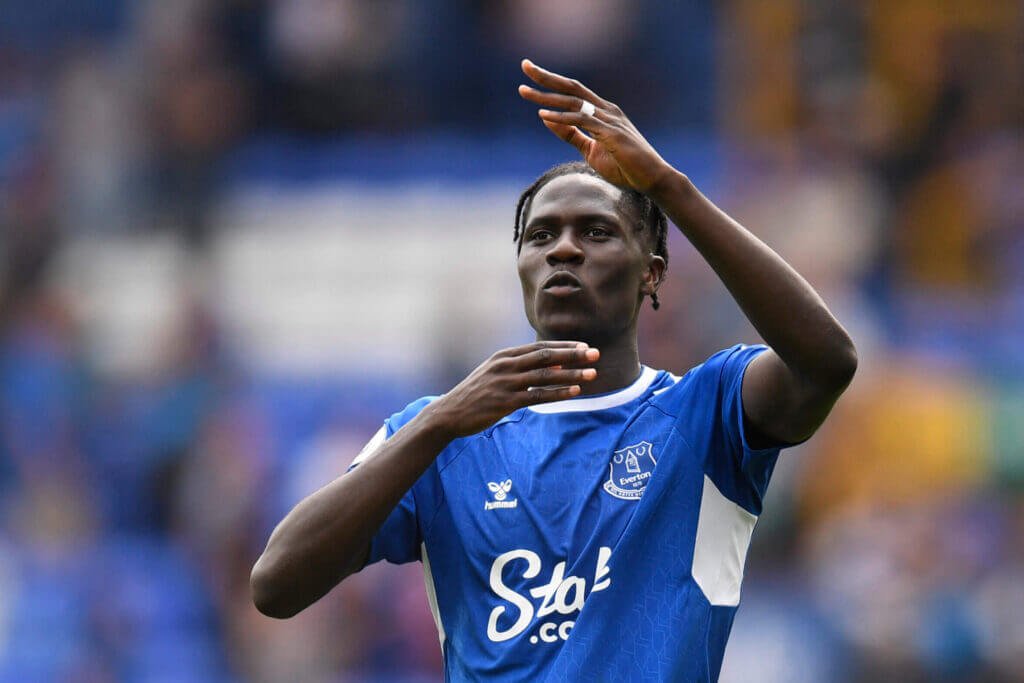 Amadou Onana Arsenal transfer eyed from Everton