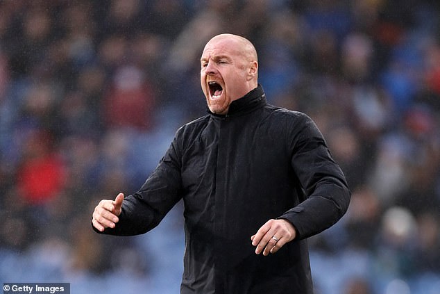 Betting has been suspended for Sean Dyche to succeed Frank Lampard as Everton manager