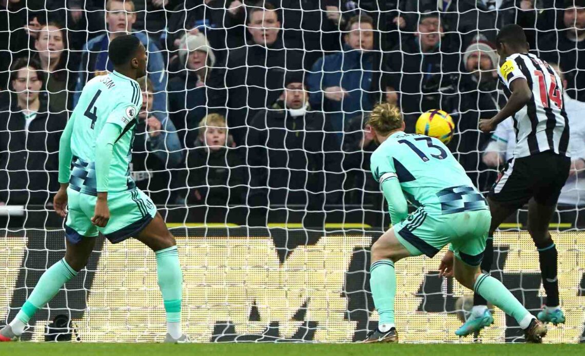 Newcastle striker Alexander Isak scores a goal