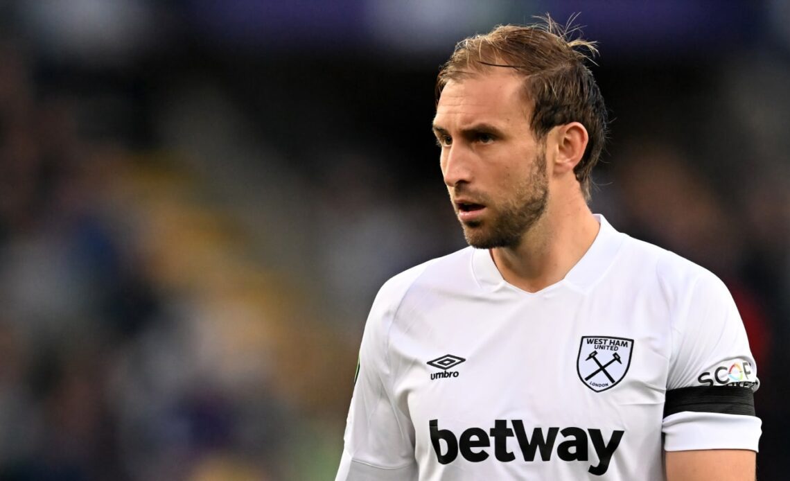 Wolves complete signing of Craig Dawson from West Ham