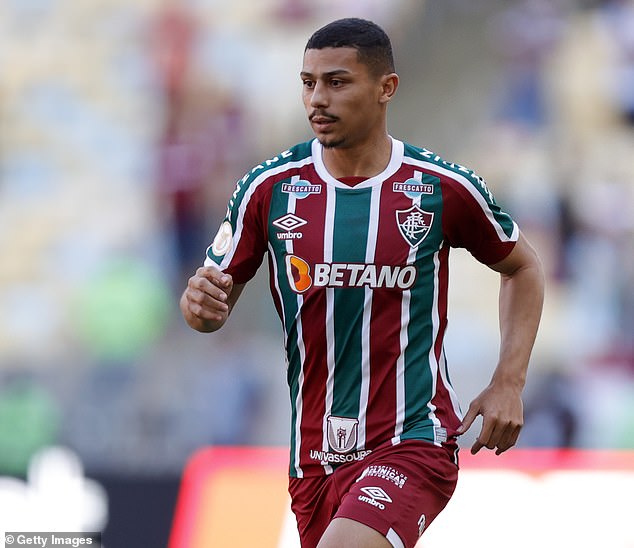 Brazilian midfielder Andre could be heading to Craven Cottage on loan with an option to buy