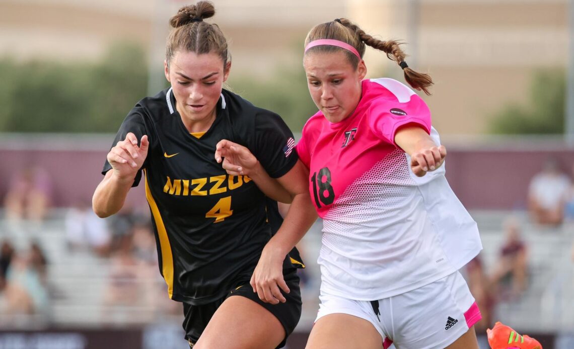 COLLEGE STATION, TX - October 23, 2022 - Defender Macy Matula #18 of the Texas A&M Aggies during the game between the Missouri Tigers and the Texas A&M Aggies at Ellis Field in College Station, TX. Photo By Brendall O'Banon/Texas A&M Athletics