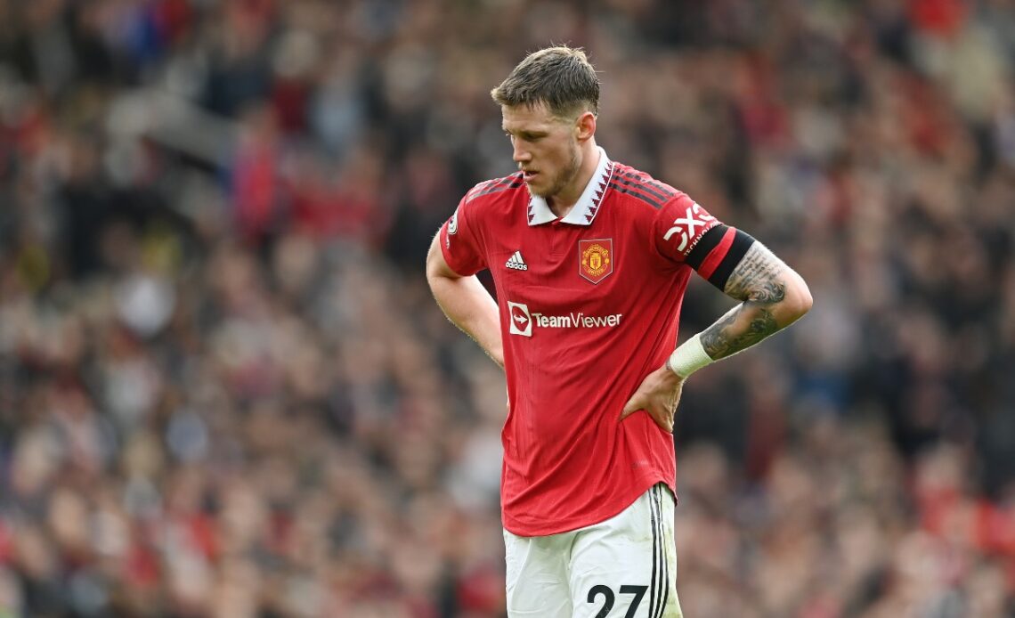 Erik ten Hag won't be rushed into decision over Manchester United pair