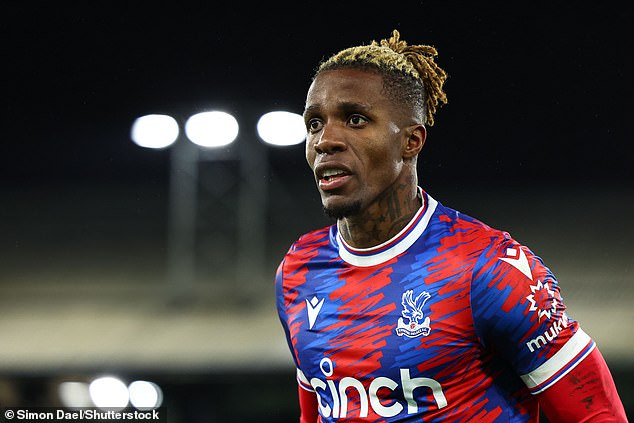 Crystal Palace have offered Wilfried Zaha a lucrative deal in an attempt to keep him at the club