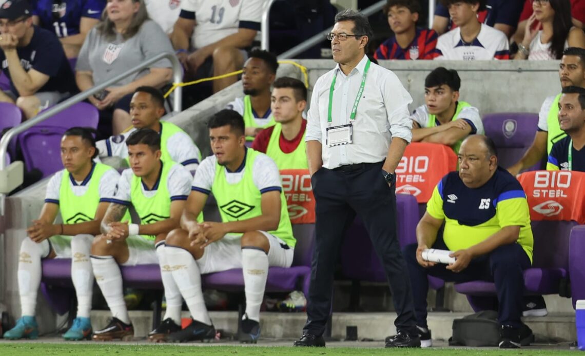 El Salvador coach Hugo Perez shys away from USMNT job links