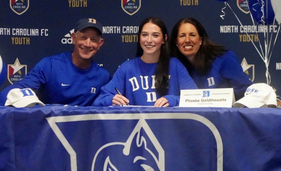 Phoebe Goldthwaite on signing day