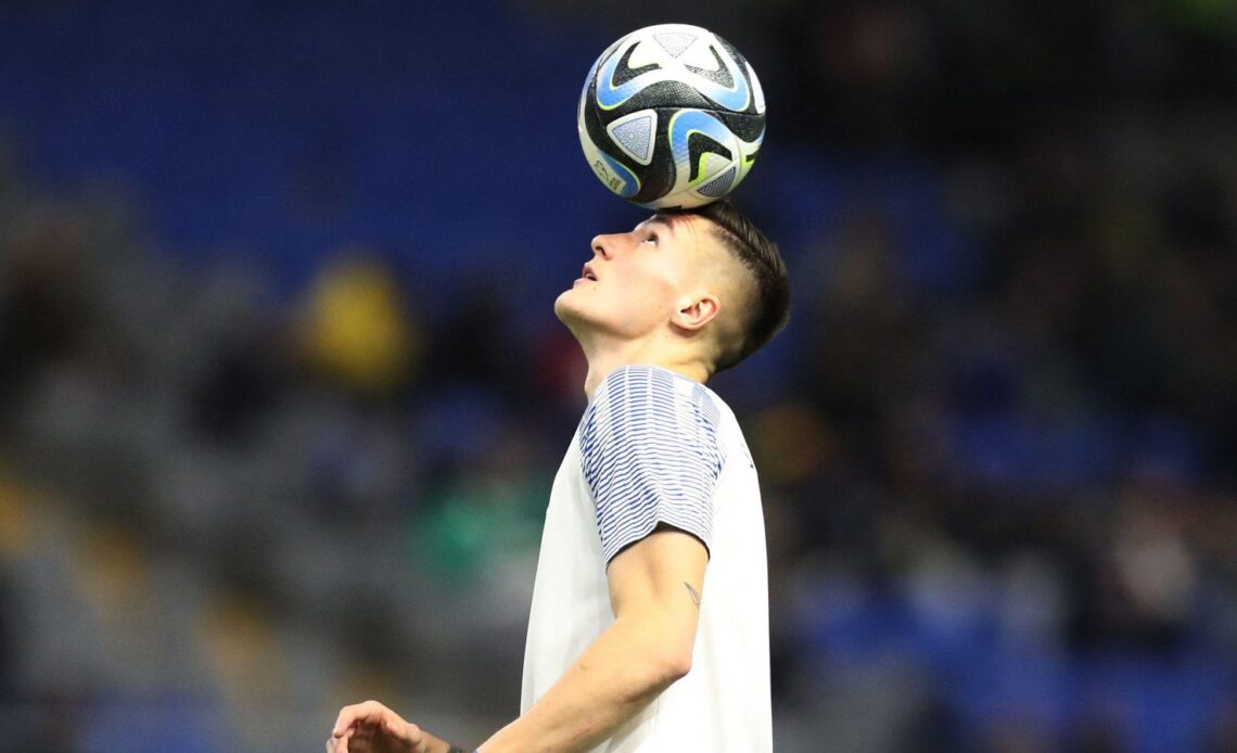 Man Utd target Benjamin Sesko balances a ball on his head