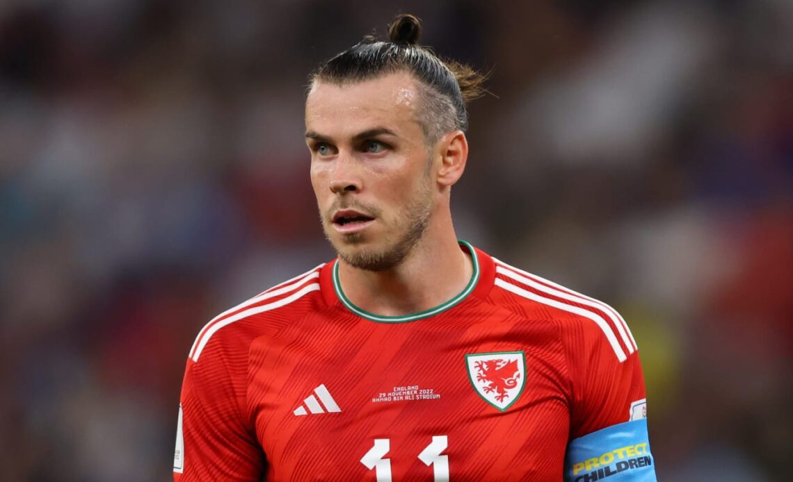 Rob McElhenney asks Gareth Bale to end retirement & play for Wrexham
