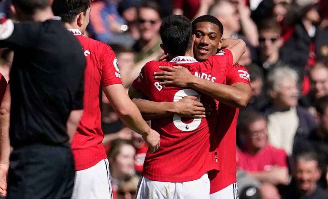 anthony martial celebrates a goal against everton