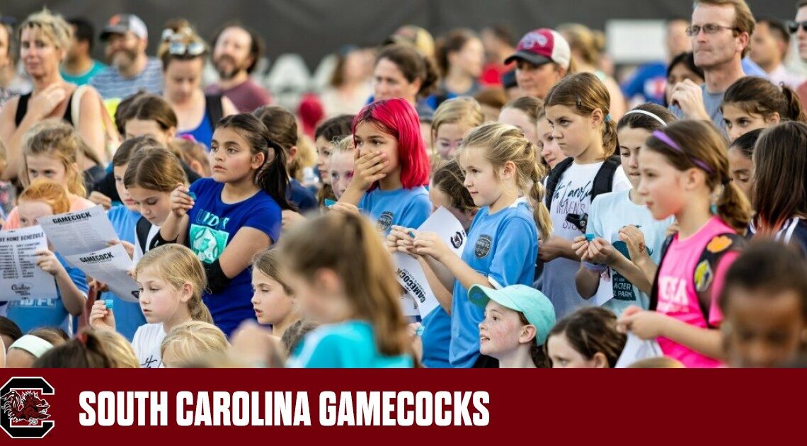 Women’s Soccer Holds 15th Annual Fan Appreciation Clinic – University of South Carolina Athletics