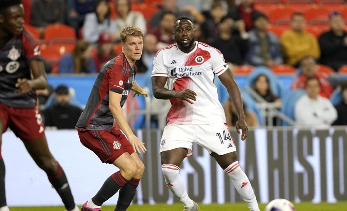 Jozy Altidore makes winning return to Toronto FC with New England Revolution