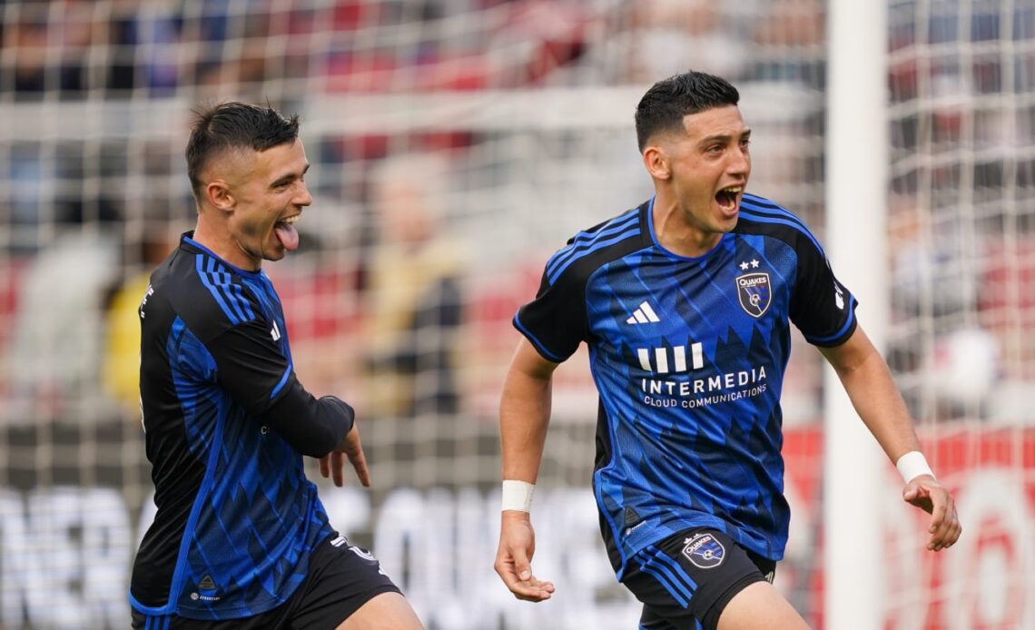 Luchi Gonzalez hails Cristian Espinoza's performances in shock win over LAFC