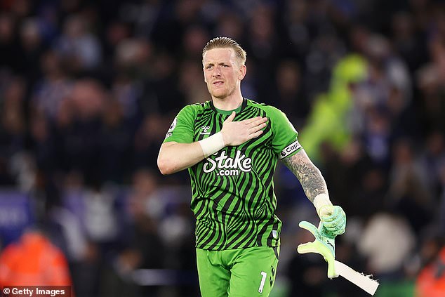 Jordan Pickford has reportedly been targeted by Man United should David De Gea leave