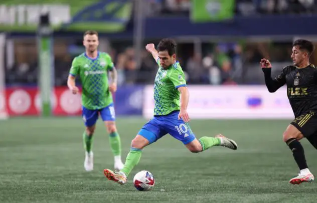 Seattle Sounders FC's Nicolás Lodeiro in action