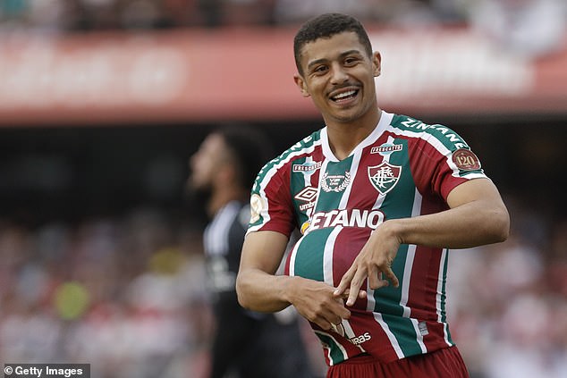 Fulham are in talks with Fluminense midfielder Andre but are yet to table an official offer