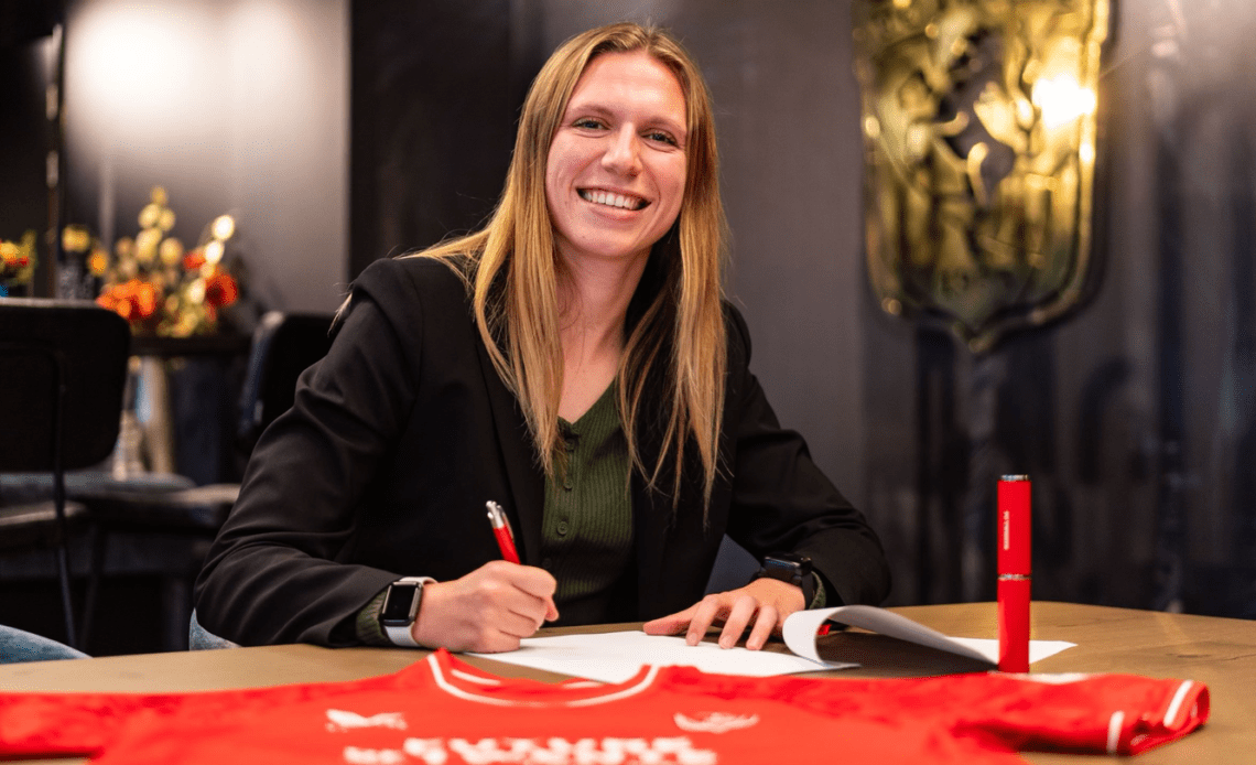 Carleer Signs With Dutch Side FC Twente