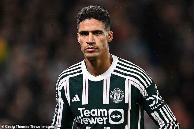 Mail Sport revealed that Man United are looking to extend Raphael Varane's contract
