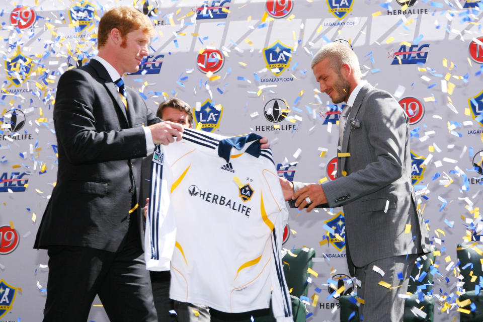 Los Angeles Galaxy President Alexi Lalas presents David Beckham with his jersey during a press conference introducing Beckham as the newest member of the Los Angeles Galaxy on July 13, 2007 at the Home Depot Center in Carson, CA.