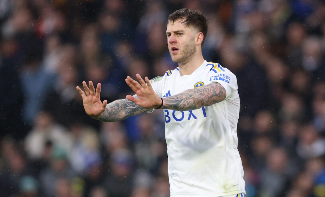 Leeds told how much they need to pay for 26-year-old defender
