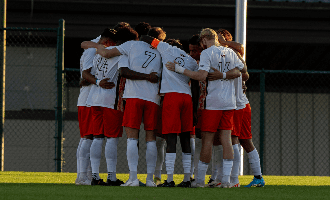 Men's soccer sets new record for All-ACC Academic Team selections