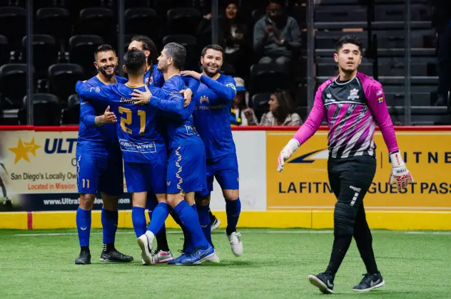 San Diego Sockers celebrate a goal against the Empire Strykers