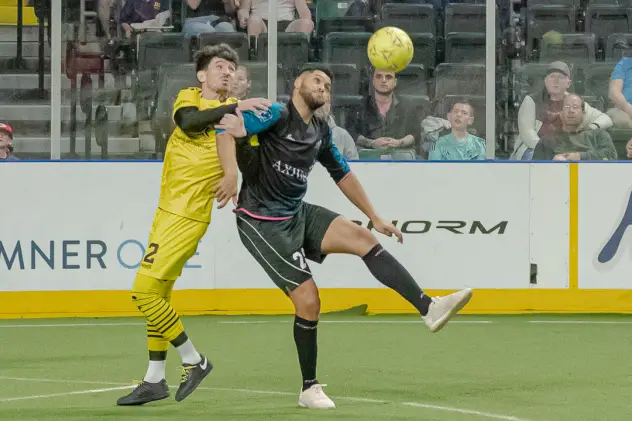 St. Louis Ambush and the Milwaukee Wave fight for possession