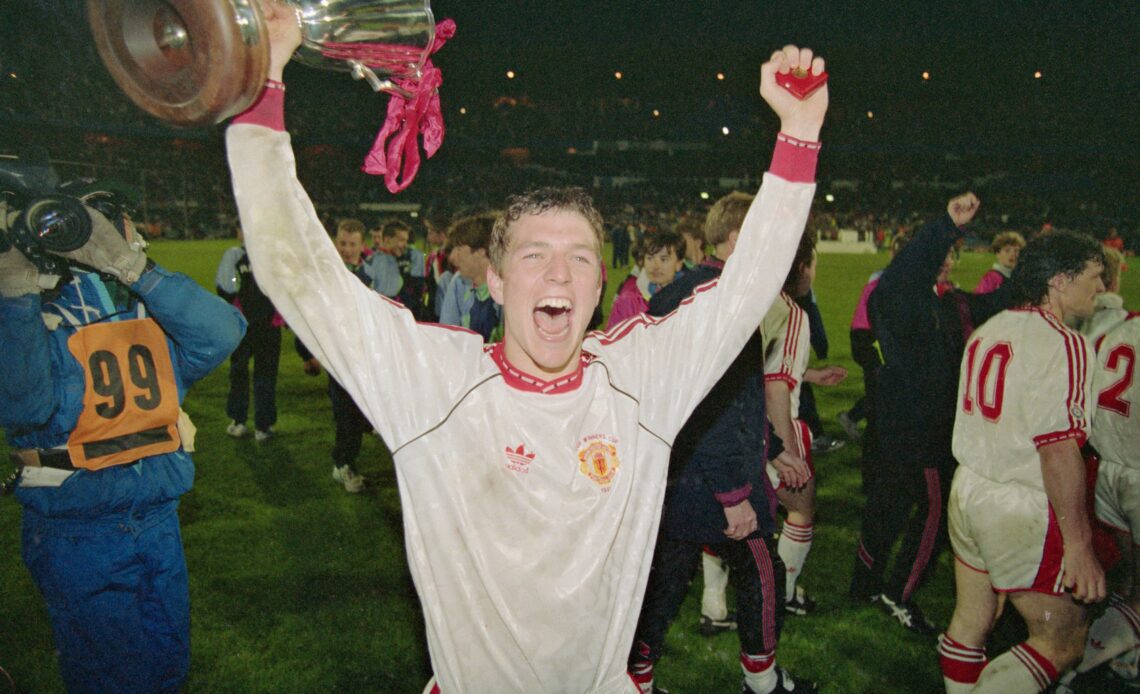 Lee Sharpe was wanted by Barcelona but Man United never told him