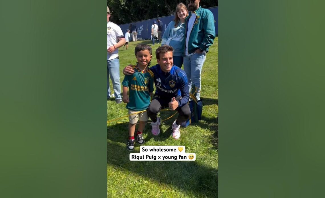 Riqui Puig makes young kid’s day 💛 #shorts #wholesome #feelgood