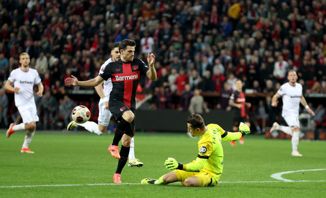 West Ham goalkeeper Lukasz Fabianski was "excellent" in the defeat against Bayer Leverkusen