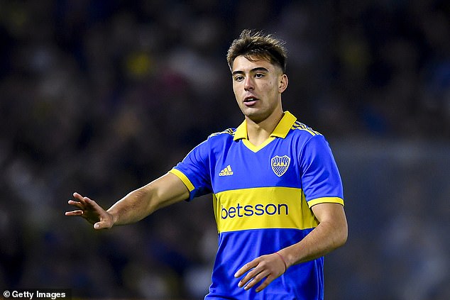 Both Chelsea and Manchester United are reportedly keen on signing 19-year-old Boca Juniors defender Aaron Anselmino