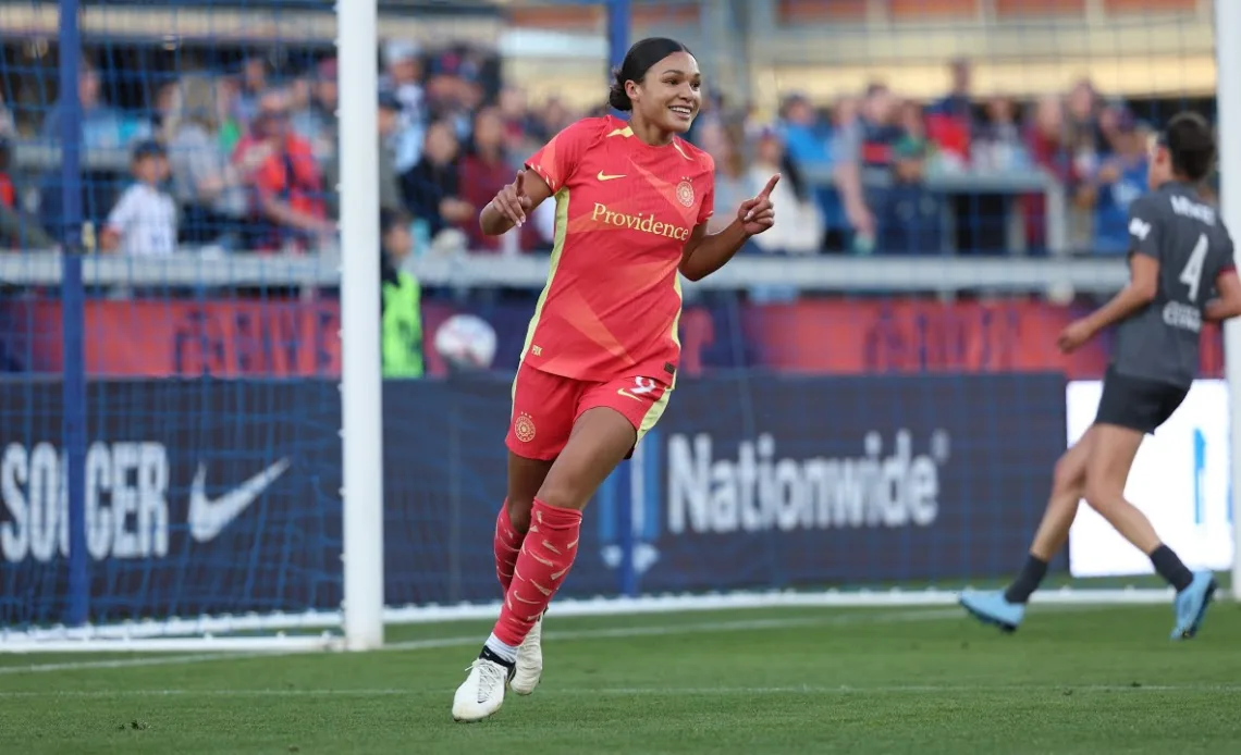 GOAL | Sophia Smith scores in third-straight match to put Thorns up 0-2