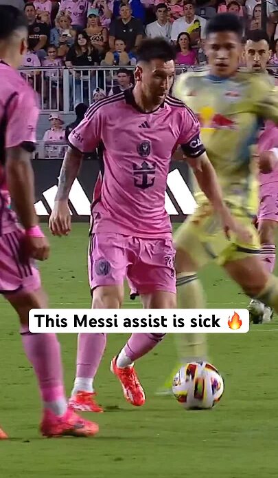 This Angle of Messi’s Assist is Crazy! 🔥 #soccer #pass
