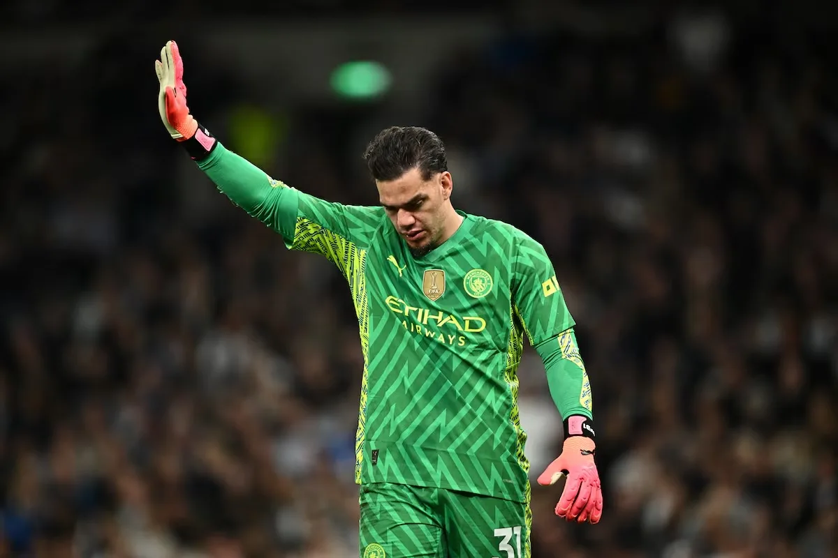 Man City ready to accept £40m for Ederson with replacement lined up
