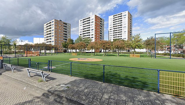 Zirkzee developed his game on the Johan Cruyff courts in his native Schiedam in his youth