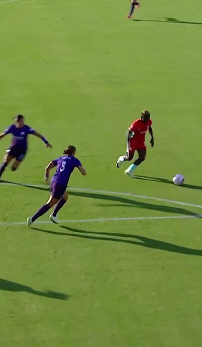 Calm, cool and collected. Temwa Chawinga DELIVERS!  #nwsl