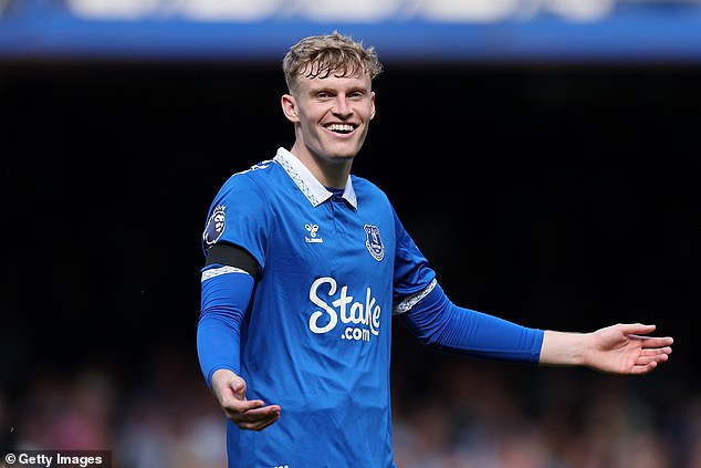 Everton are taking further steps as they look to convince Jarrad Branthwaite to stay