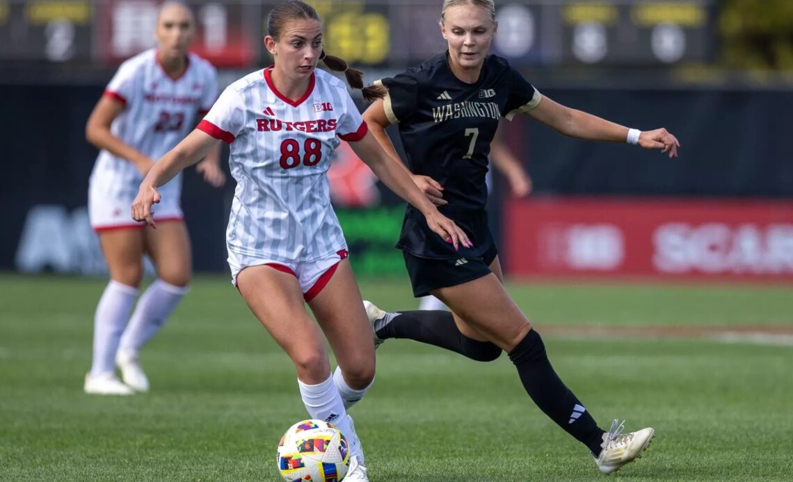 Gil's Equalizing PK Earns a Draw at No. 1 Michigan State