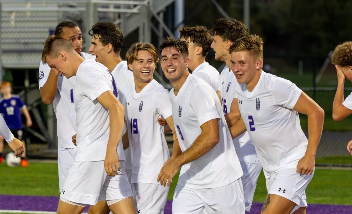 Men's Soccer Returns Home to Host Syracuse and Vermont