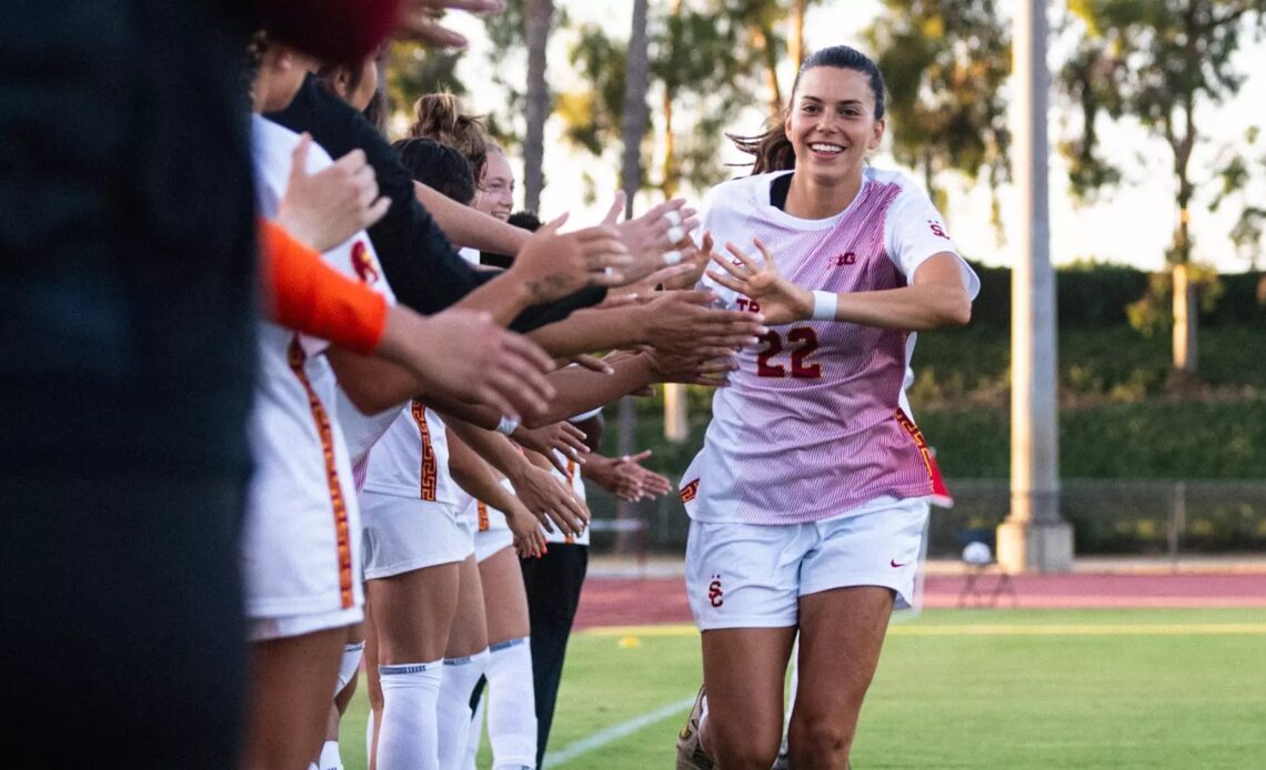 USC Women's Soccer Opens Big Ten Play at Washington