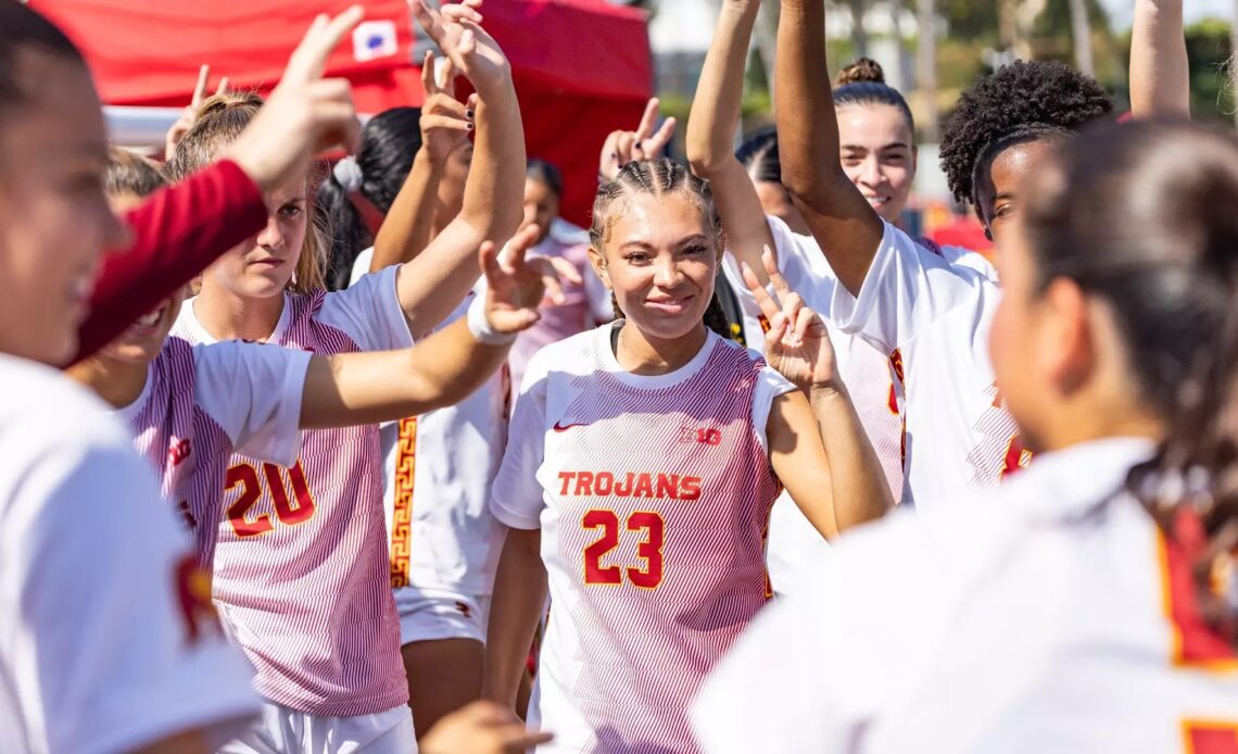 No. 19 USC Women's Soccer Hits the Road Against Illinois, Northwestern