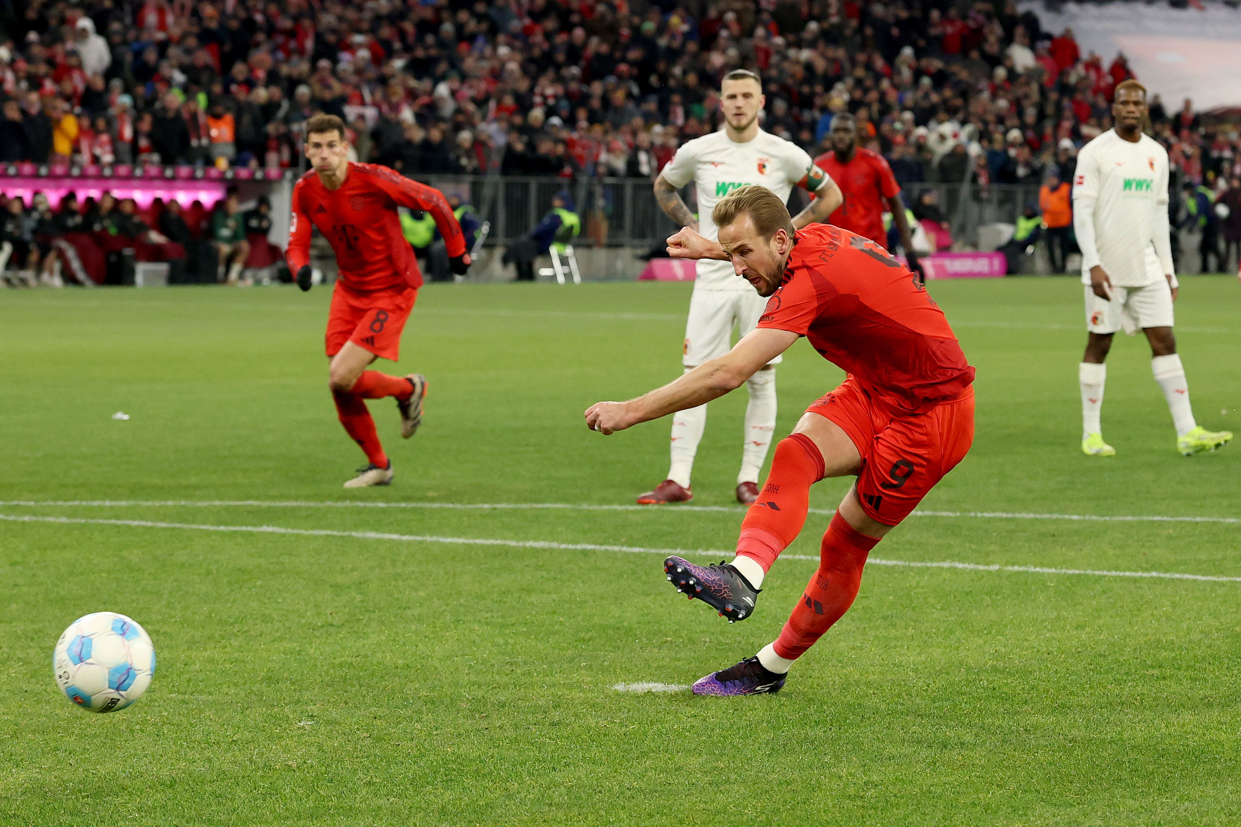 Harry Kane of Bayern Munich scores