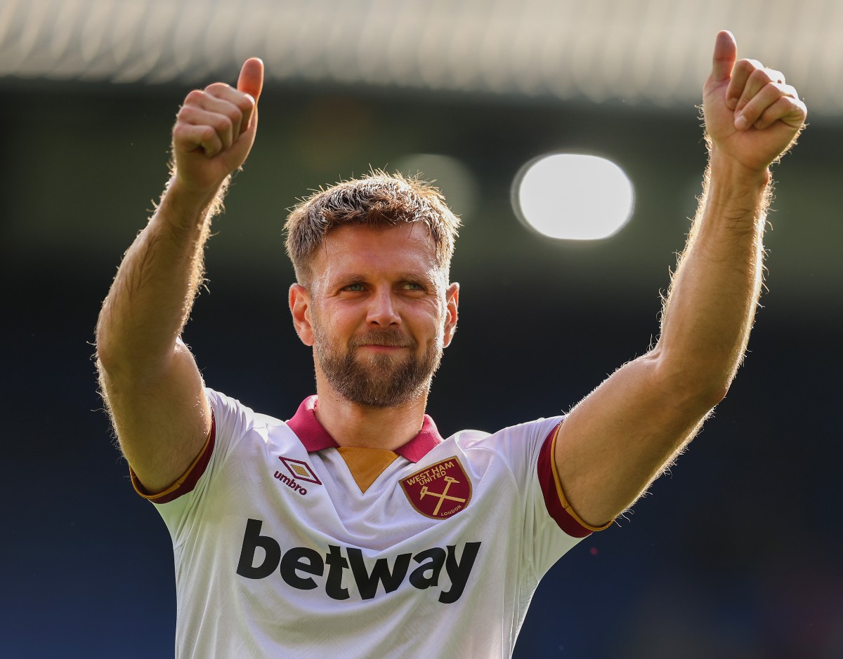 Niclas Fullkrug celebrates with West Ham