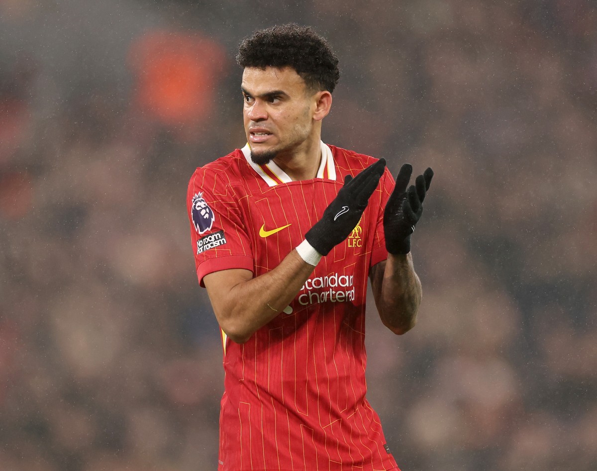 Luis Diaz in action for Liverpool against Man United